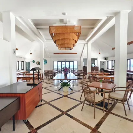 The West Cove Hotel