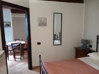 Mansion in Perugia with Pool & Green Hills