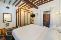 Rebel de Pondicherry - A Heritage Hotel