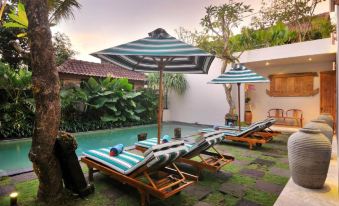 Room & Vespa 1 - Stay Central Seminyak Near Beach