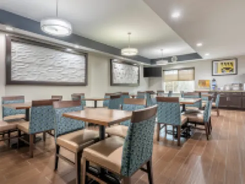 Comfort Suites Downtown Sacramento Hotels in Sacramento