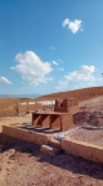 革命石崖生態度假村