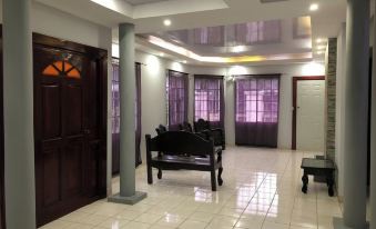 4 Bed House-Sleeps 8-Pet Friendly-Private Garden