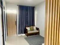 Shakilla House 8B Panorama Syariah Hotell i Mekarsari