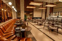 The REMI. Scottsdale, Autograph Collection - Pet-friendly