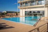SlowDown Bottsand Hotel und Spa - Pools
