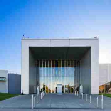 Holiday Inn Express & Suites EVERETT by IHG Hotel Exterior