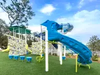 Holiday Inn Club Vacations South Beach Resort by IHG Hotels near Warbird Park