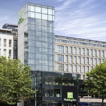 Holiday Inn BRISTOL CITY CENTRE by IHG Отели рядом с достопримечательностью «Стадион «Аштон Гейт»»