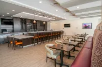Holiday Inn NEW ORLEANS AIRPORT NORTH by IHG - breakfast