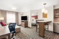 Staybridge Suites HILLSBORO - ORENCO STATION by IHG - Parking