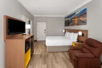 Days Inn & Suites by Wyndham Arlington Heights - Wifi
