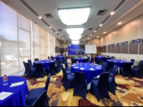 MaxOneHotels.com @ Jayapura Hotels in Gurabesi