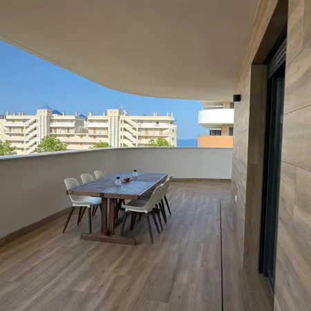 Luxurious 2-Bedroom Apartment in Arenals del Sol with Pool and Sea Views