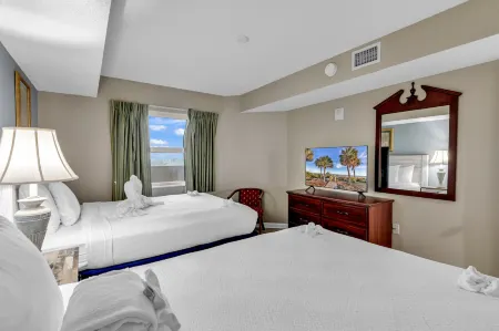 Stunning Oceanfront View Atlantica Tower Отели рядом с достопримечательностью «Мертл-Бич»