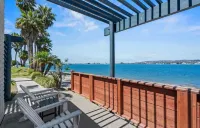 Paradise Point Resort & Spa - Romantic