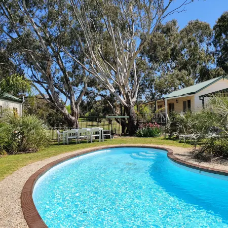 Golden Heritage Cottages