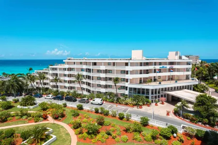 Royal Islander Club Resort la Plage