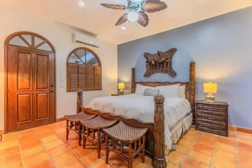 Peaceful and Spacious Villa Just Steps from the Beach!