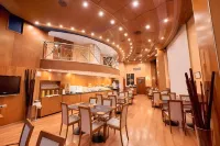 加爾比千禧飯店 - 早餐
