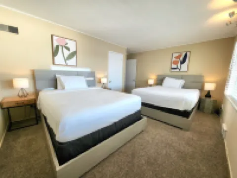 OASIS @ OCEAN BEACH PARK: 6 QUEEN BEDS 新倫敦酒店