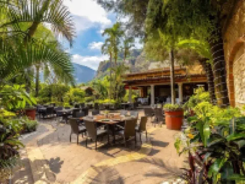 La Buena Vibra Wellness Resort & Spa テポストランのホテル