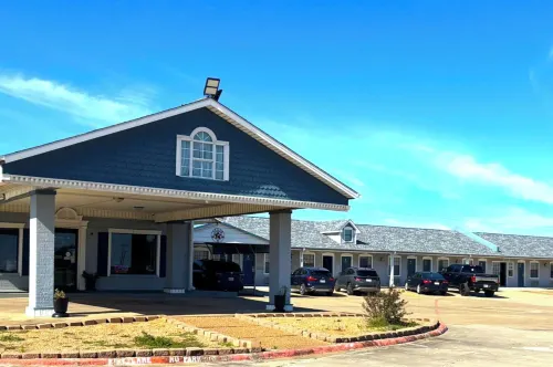 Victorian Inn By OYO Whitesboro US Hwy 82