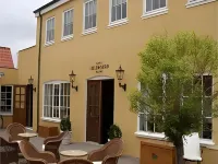 斯卡恩港口飯店 住宿飯店