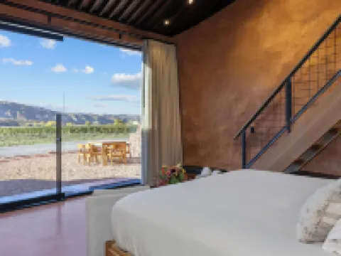 Honey Rock Landing Hotels in Delta County