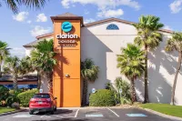 Clarion Pointe Galveston - Beachfront