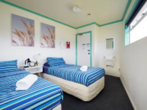 Pacific Coast Lodge and Backpackers Hotels in Mount Maunganui