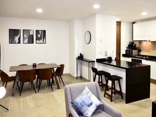 Flats Friends Condesa-Pelotari