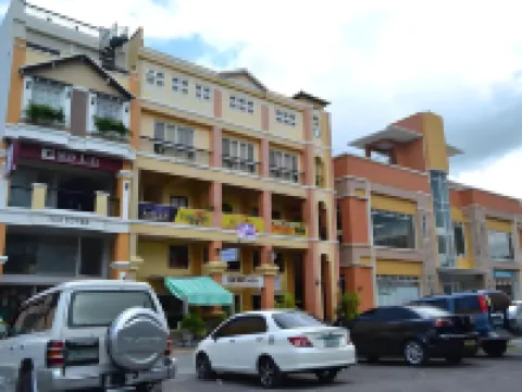 F2M タワー レガスピのホテル