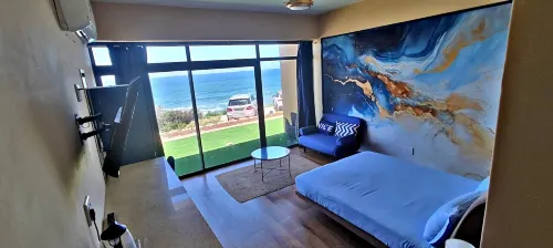 Waves Ocean Front King Shaka Airport Hotels in La Mercy