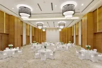 Courtyard by Marriott Raipur - فطور