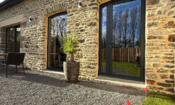 Ecrin de Charme 4 étoiles Jacuzzi privé 2 Pers