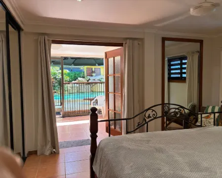 Oasis leafy Whitfield Hotels in Whitfield