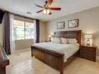 Private Yard & Fairway View: Phoenix Golf Retreat! Hotels near Mystery Castle