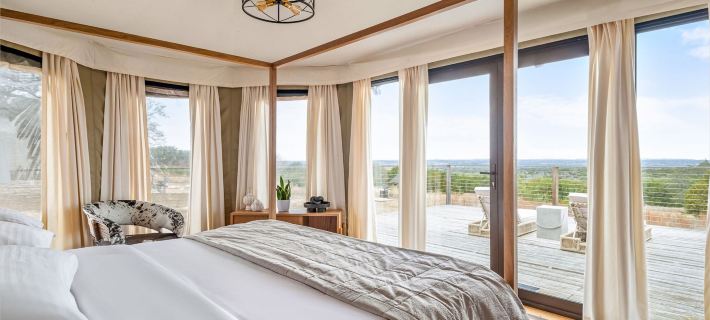 Outdoorsy Hill Country Hotels in Gillespie County