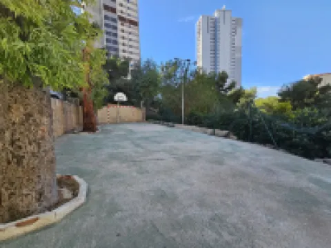 해변과 수영장 근처 숙소