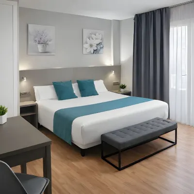 Hotel El Faro Marbella Hotels near Marbella Old Town