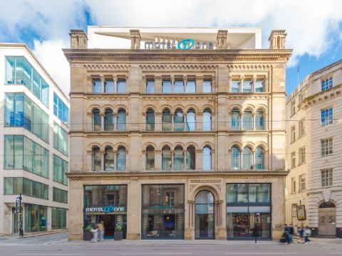 โมเทลวัน แมนเชสเตอร์ - รอยัล เอ็กเชนจ์