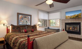 Tamarack Townhomes - CoralTree Residence Collection