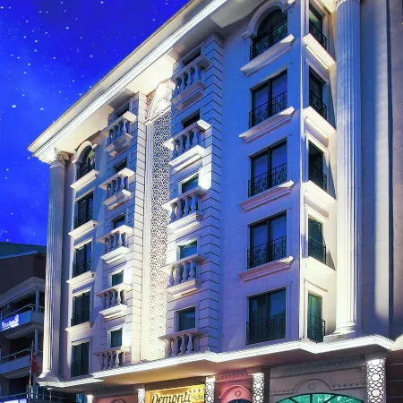 Demonti Hotel