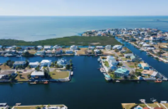 วอเตอร์ฟรอนต์ ฟลอริดา เอสเคป พร้อม สระว่ายน้ำ และ ท่าเรือส่วนตัว