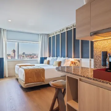 Acta Moa Отели рядом с достопримечательностью «Edificio Atlantis»