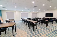 Comfort Suites Titusville Near Kennedy Space Center - parking