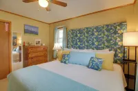 Lakefront Hiwassee Home w/ Private Dock & Deck! - parking