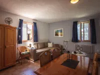 Cozy Cottage Retreat in Vezac Hotels in Vezac