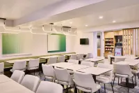鳳凰城格蘭岱爾／皮奧里亞萬豪SpringHill飯店 - 早餐